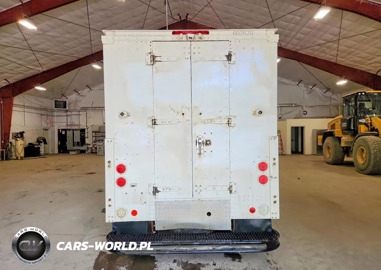 2015 Ford F250 Super Duty Box Truck VIN:1FDBF2B6XFEA47578 - 6