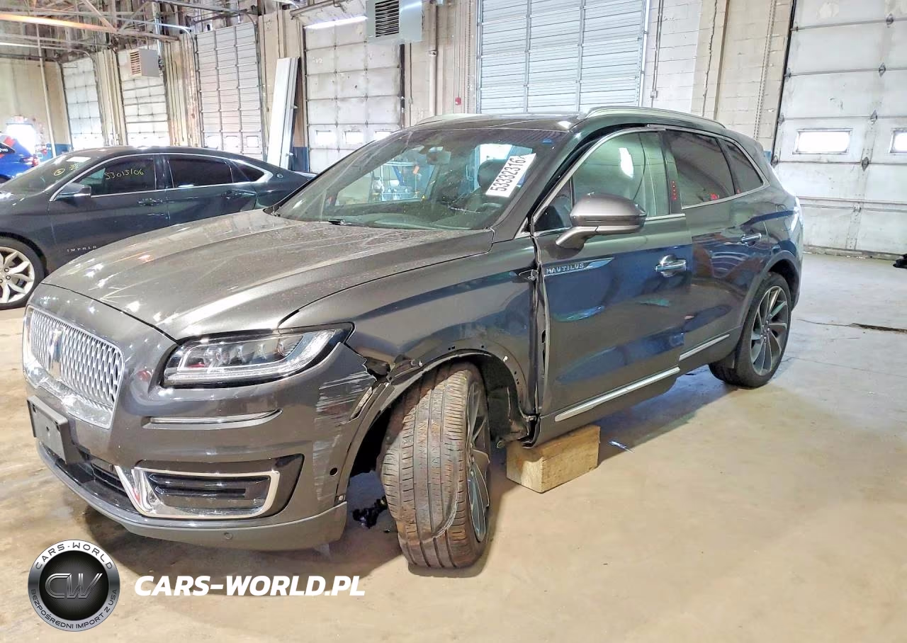 2019 Lincoln Nautilus Reserve