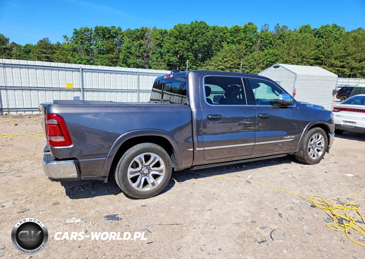 2023 Ram 1500 Limited VIN:1C6SRFHT2PN621535 - 3