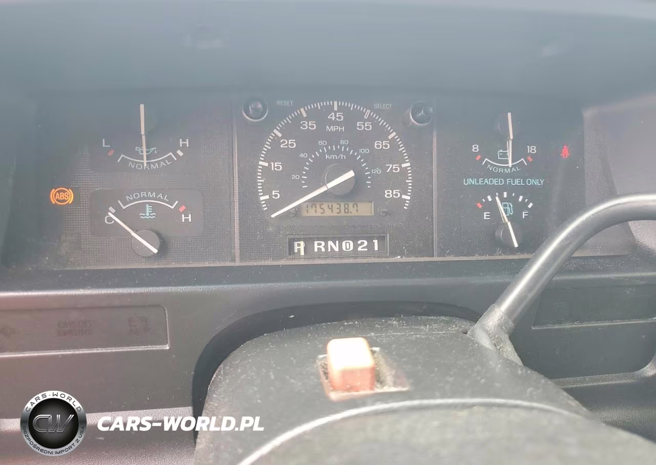 1996 Ford Econoline E150 Van VIN:1FDEE14H3THA26560 - 9