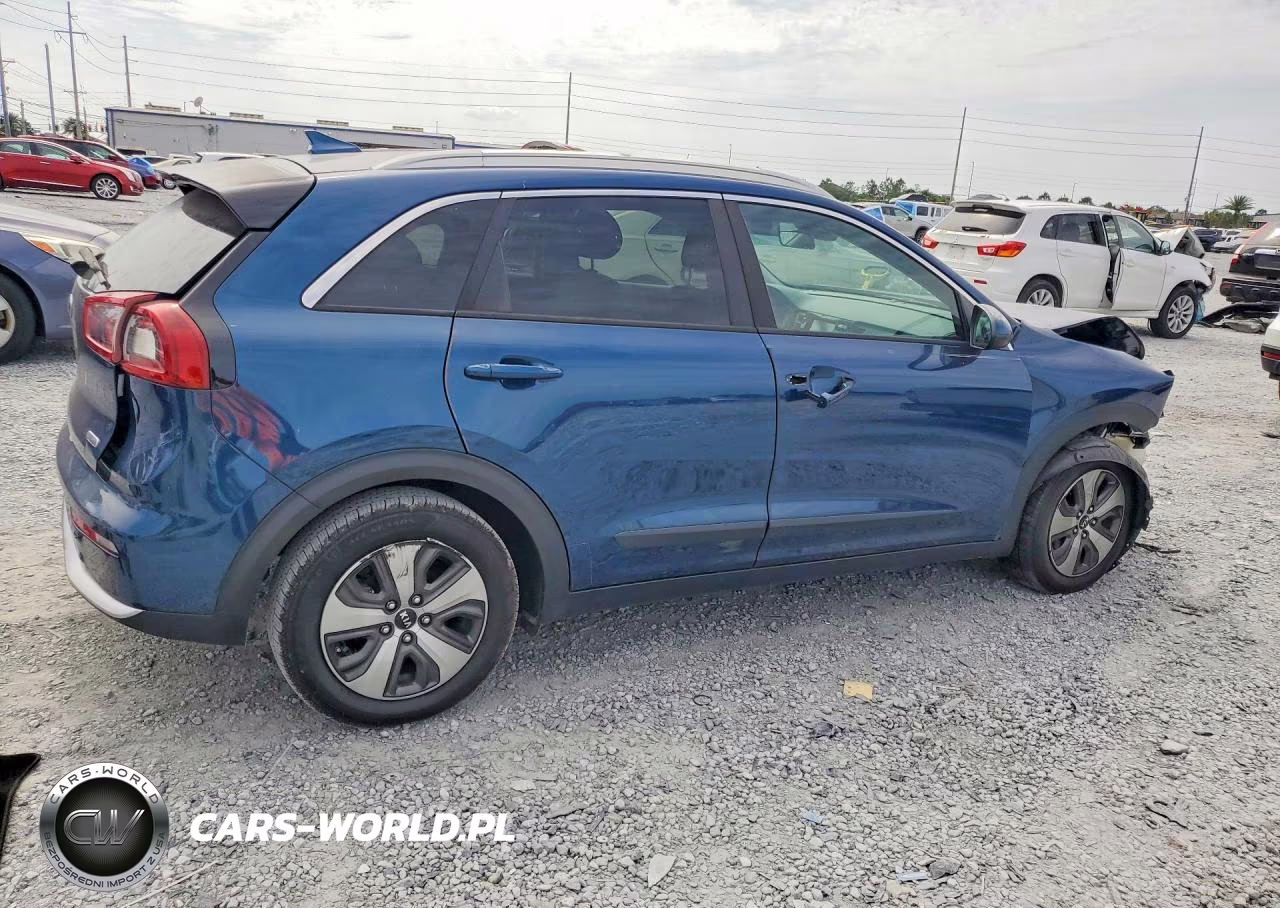 2017 Kia Niro Lx VIN:KNDCB3LC6H5069465 - 3