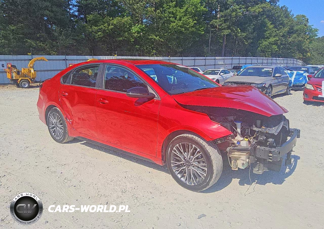 2024 Kia Forte Gt Line VIN:3KPF54AD6RE748714 - 4