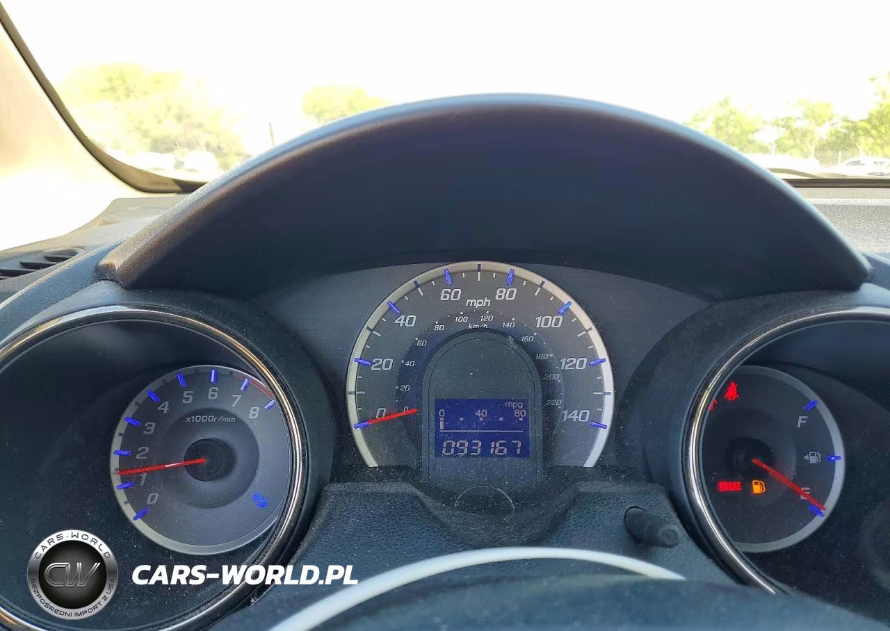 2012 Honda Fit Sport VIN:JHMGE8G56CS004318 - 9