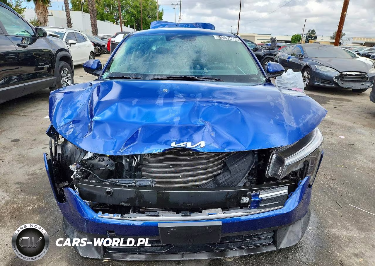 2025 Kia K4 Lxs VIN:3KPFT4DE5SE235728 - 5