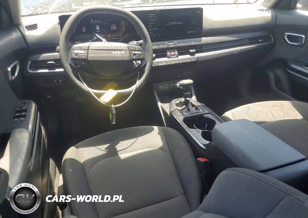 2025 Kia K4 Lxs VIN:3KPFT4DE5SE235728 - 8