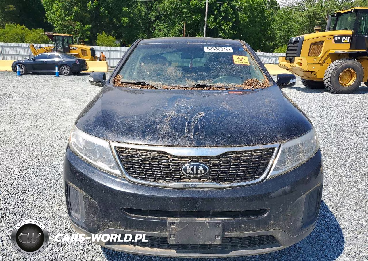 2015 Kia Sorento Lx VIN:5XYKT3A67FG622229 - 5