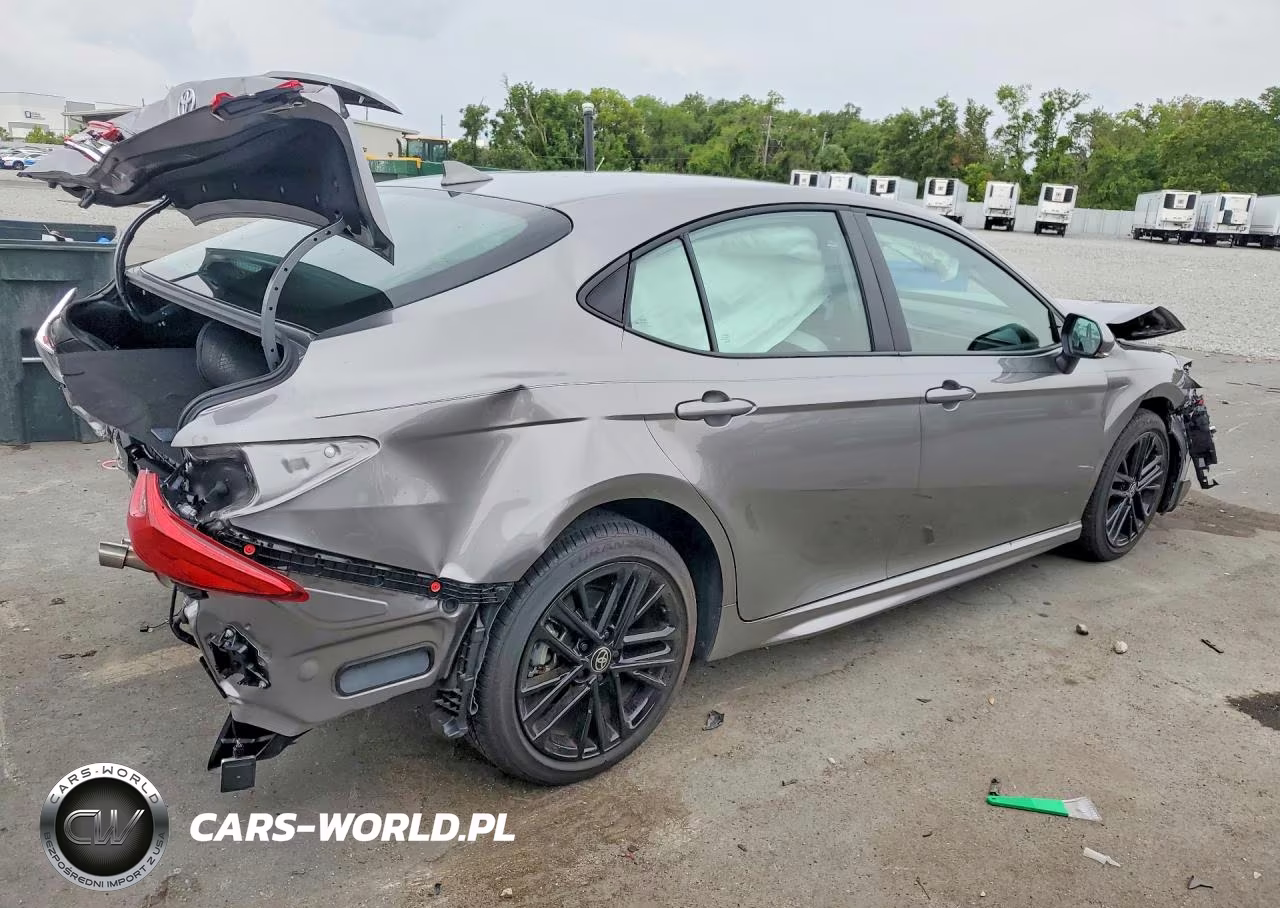 2025 Toyota Camry Se VIN:4T1DAACK3SU600925 - 3