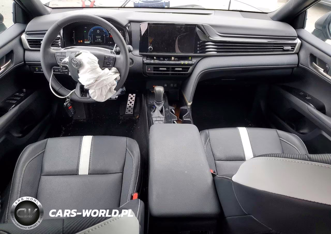 2025 Toyota Camry Se VIN:4T1DAACK3SU600925 - 8
