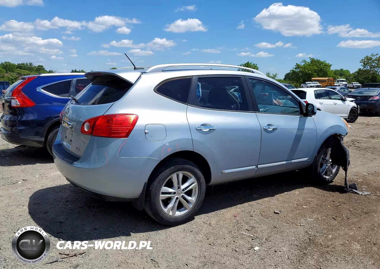 2013 Nissan Rogue S VIN:JN8AS5MV1DW115344 - 3