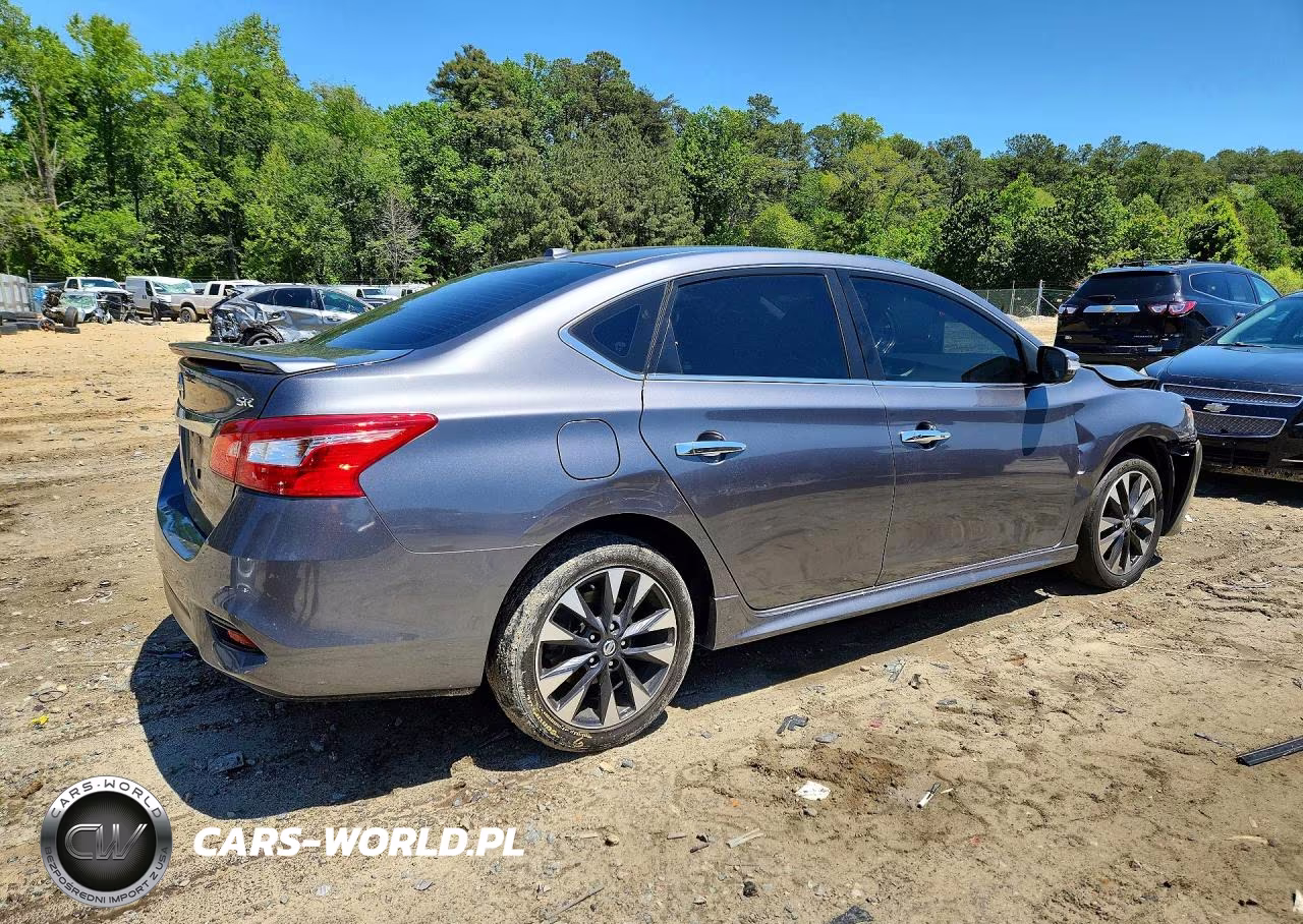 2018 Nissan Sentra Sr VIN:3N1AB7AP3JY305750 - 3