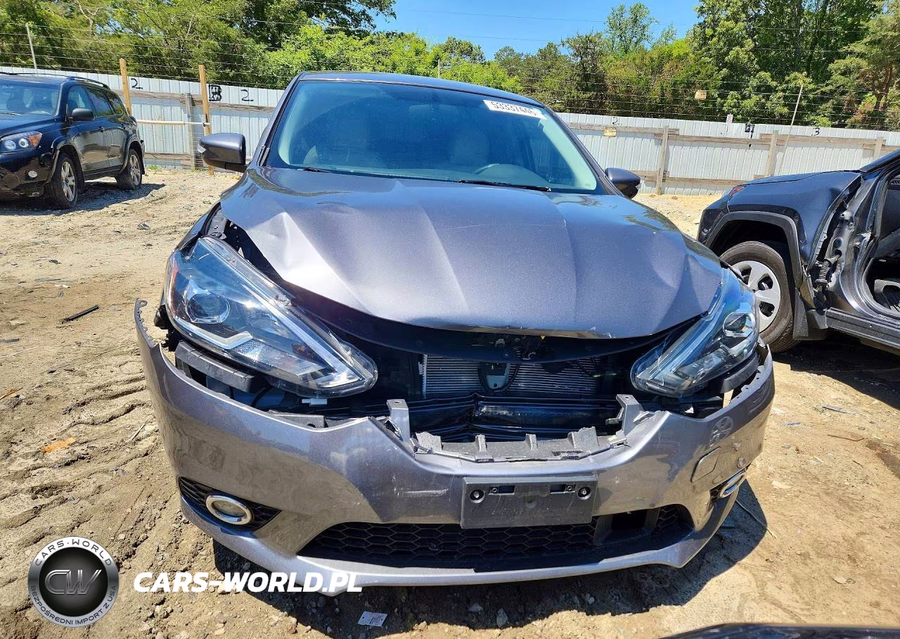 2018 Nissan Sentra Sr VIN:3N1AB7AP3JY305750 - 5