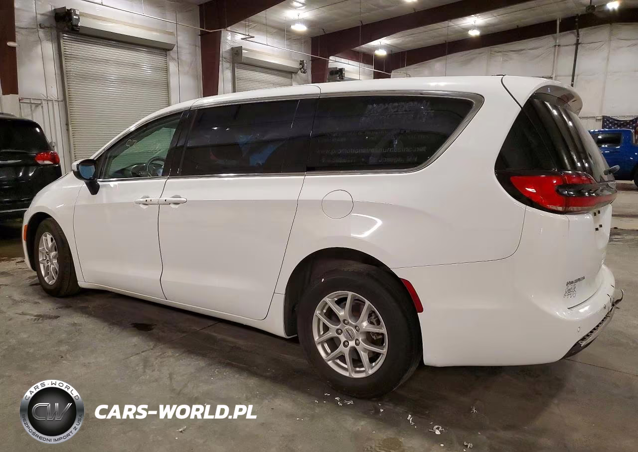 2023 Chrysler Pacifica Touring L VIN:2C4RC1BG5PR515459 - 2