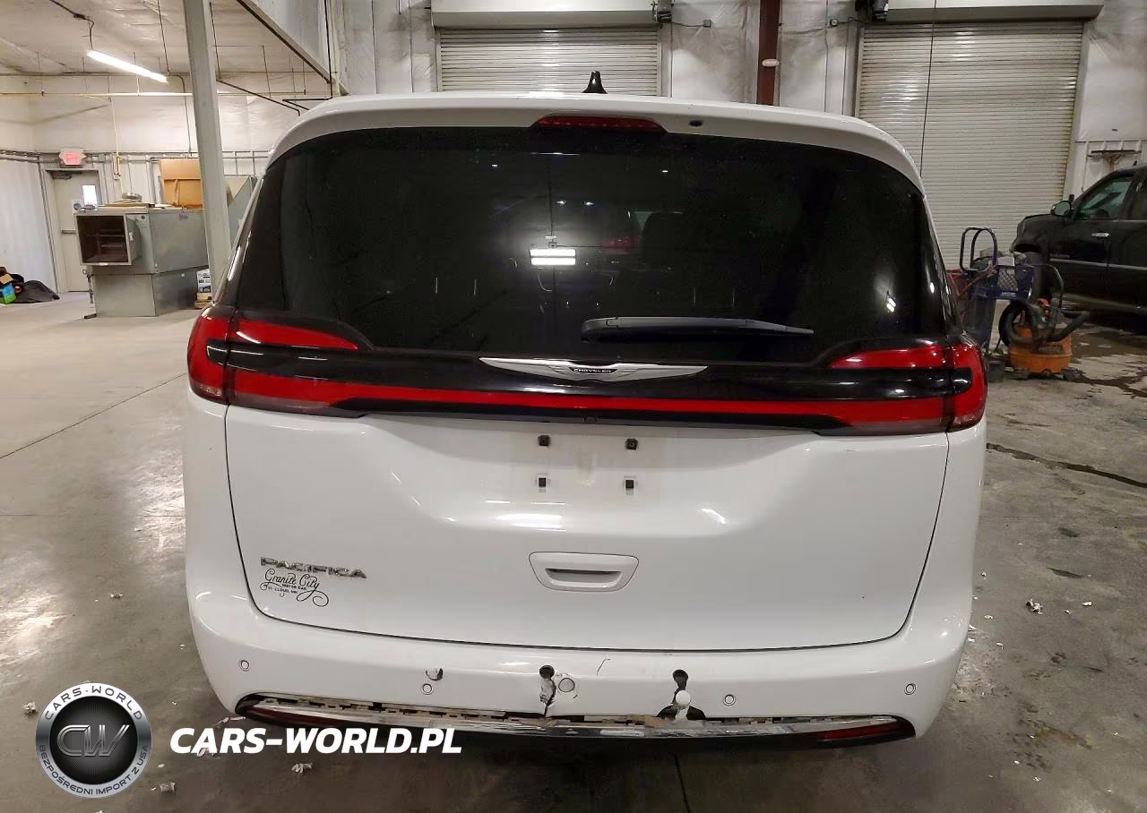 2023 Chrysler Pacifica Touring L VIN:2C4RC1BG5PR515459 - 6