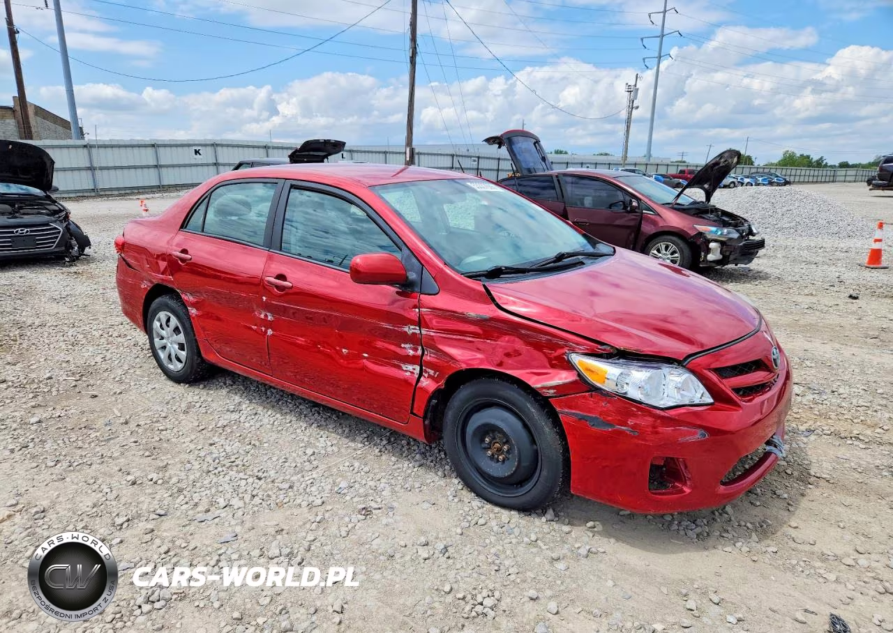 2011 Toyota Corolla Le VIN:2T1BU4EE2BC570048 - 4