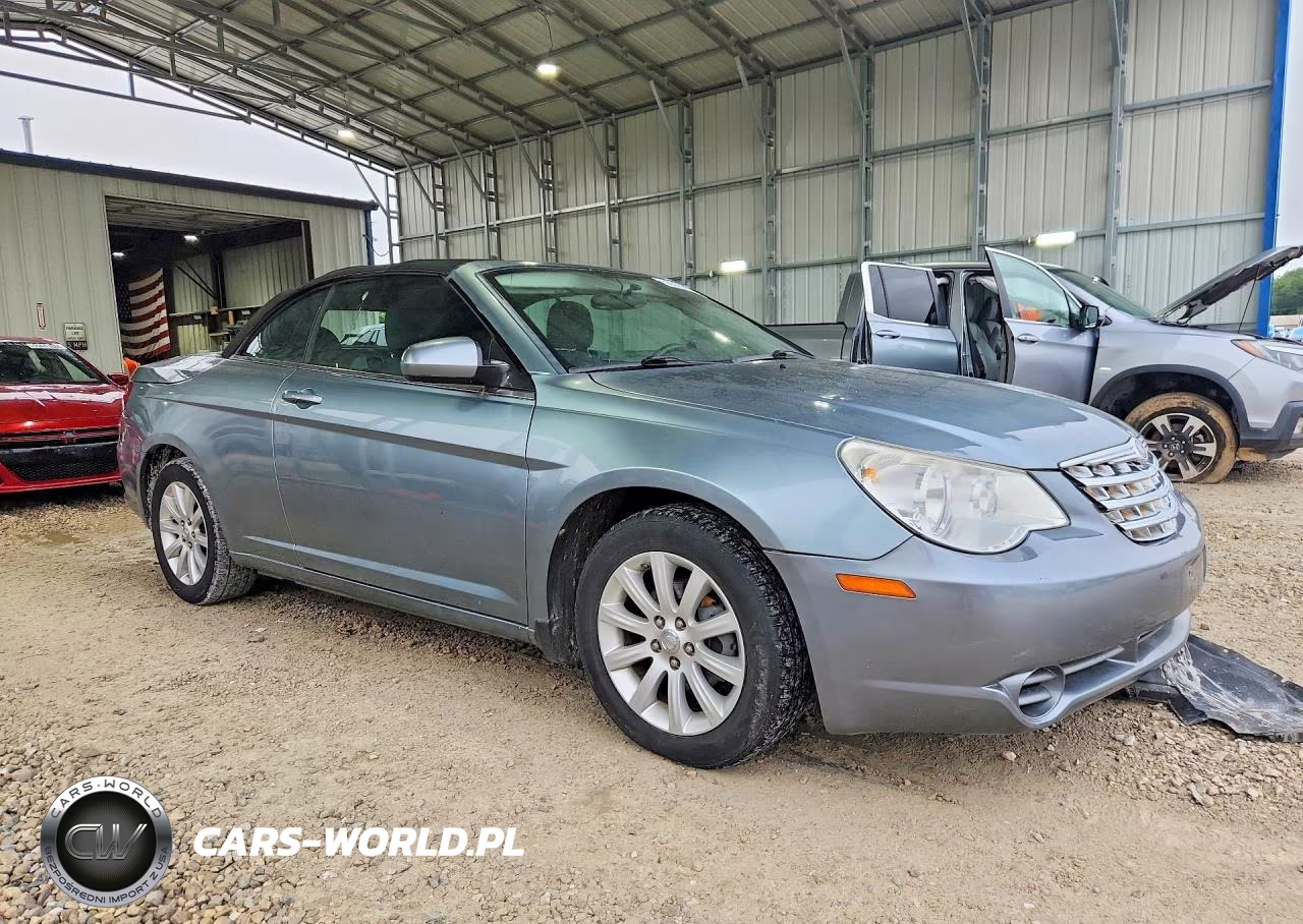 2010 Chrysler Sebring Touring VIN:1C3BC5ED8AN181981 - 4