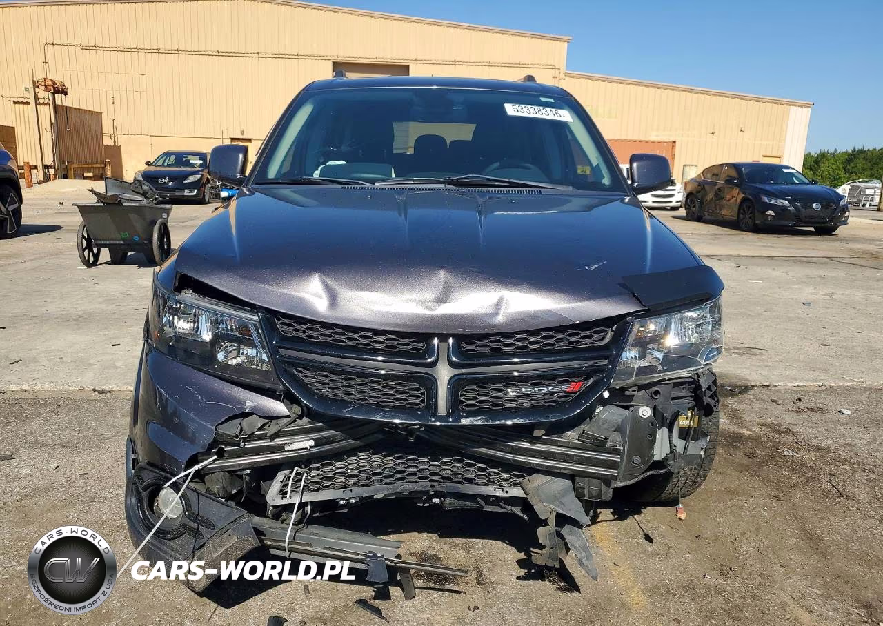 2019 Dodge Journey Crossroad VIN:3C4PDCGG1KT751122 - 5