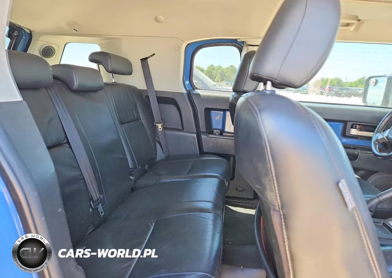 2012 Toyota Fj Cruiser Base VIN:JTEBU4BF6CK121996 - 11