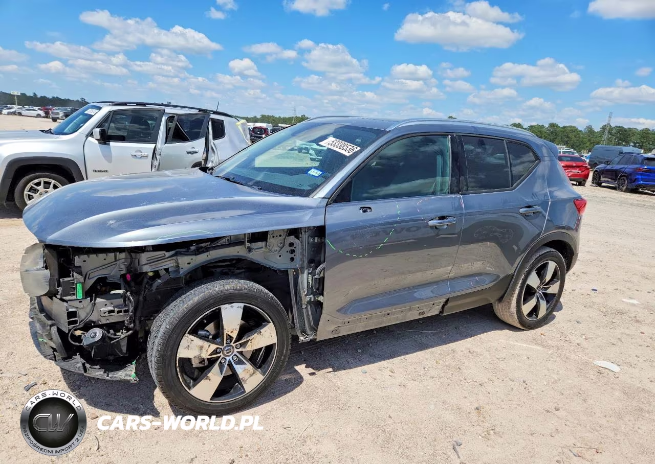 2019 Volvo Xc40 T5 Momentum