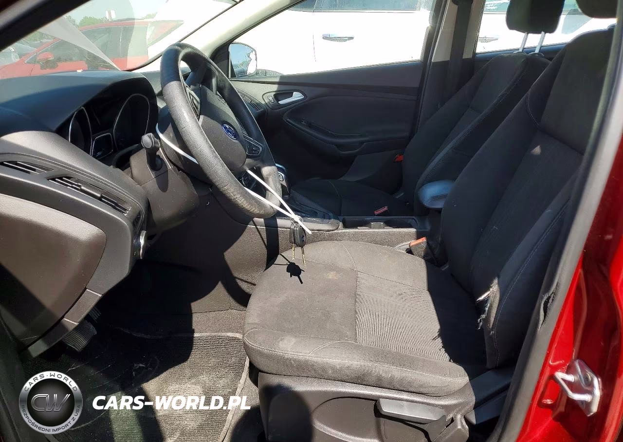 2016 Ford Focus Se VIN:1FADP3K24GL251518 - 7