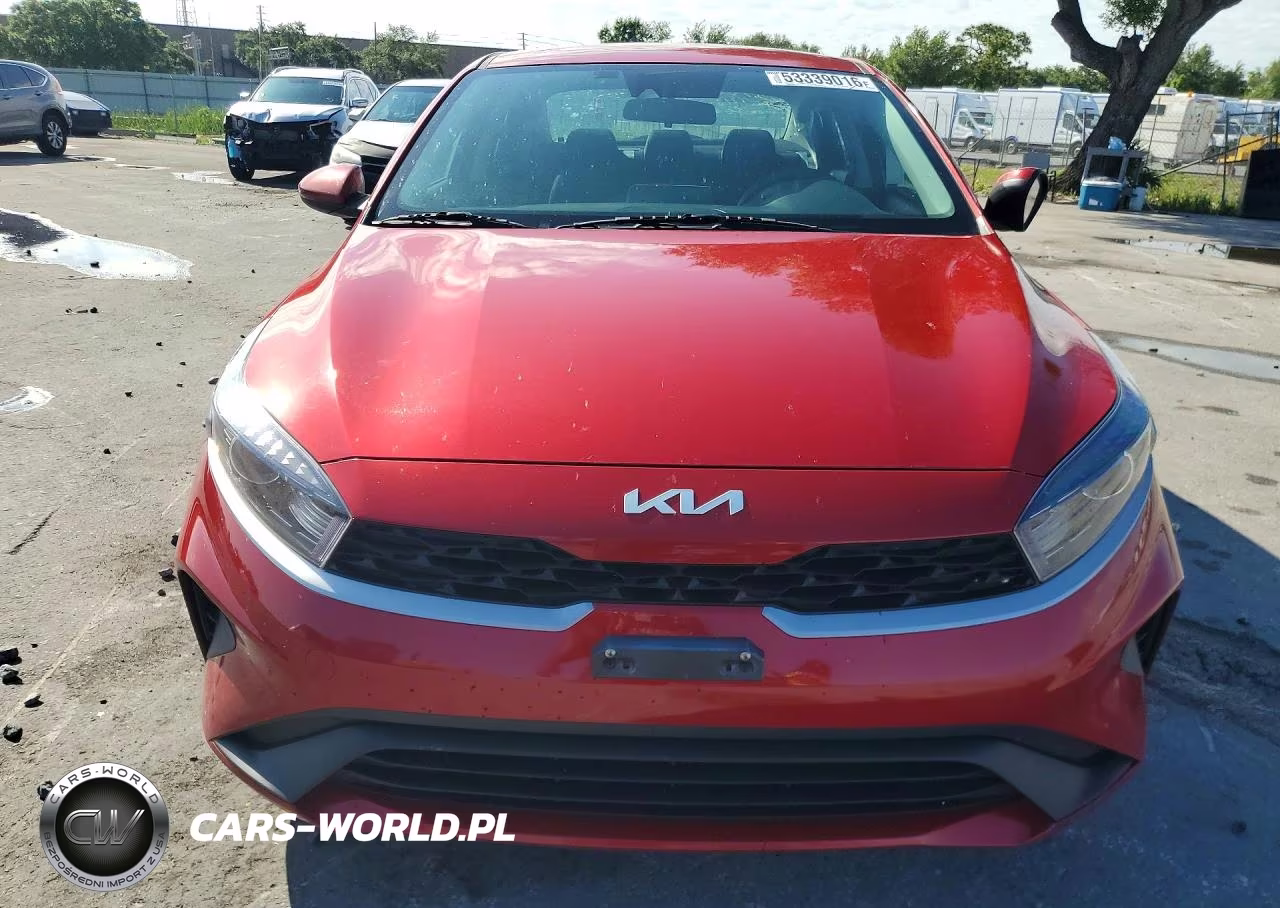 2024 Kia Forte Lxs VIN:3KPF24AD7RE775610 - 5