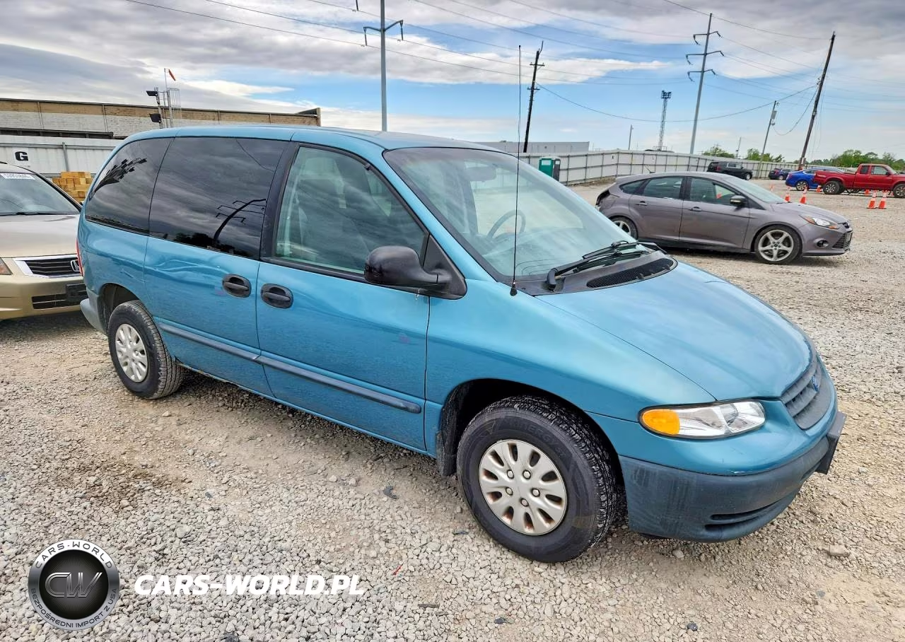 1996 Plymouth Voyager VIN:2P4FP2538TR791744 - 4