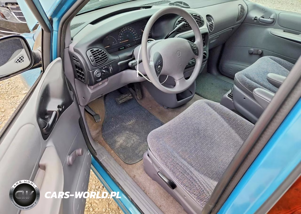 1996 Plymouth Voyager VIN:2P4FP2538TR791744 - 8