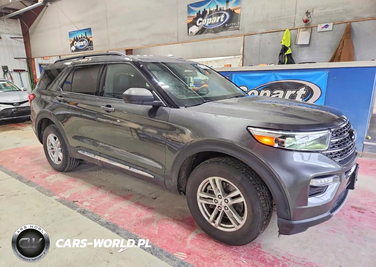 2020 Ford Explorer Xlt VIN:1FMSK8DH9LGB40072 - 4