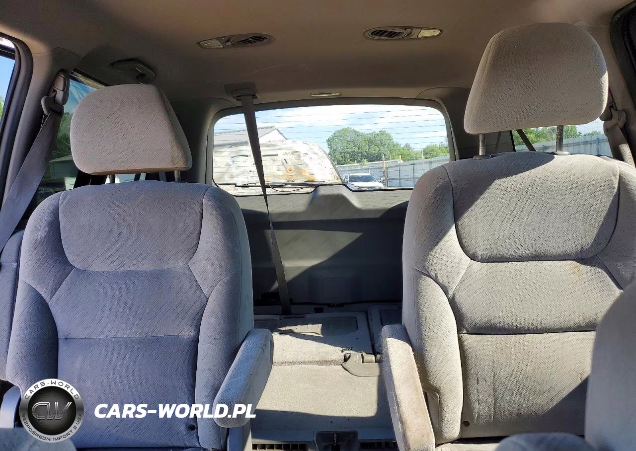 2010 Honda Odyssey Lx VIN:5FNRL3H23AB026746 - 10