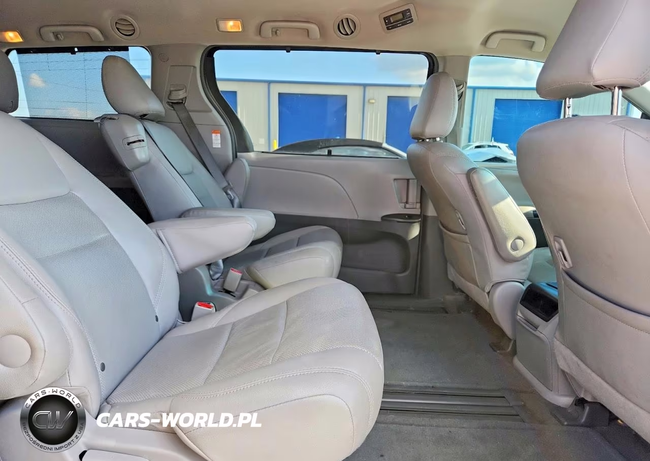 2015 Toyota Sienna Le VIN:5TDKK3DC8FS624336 - 11
