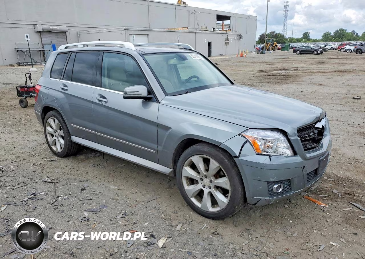 2010 Mercedes-Benz Glk 350 4Matic VIN:WDCGG8HB4AF428631 - 4