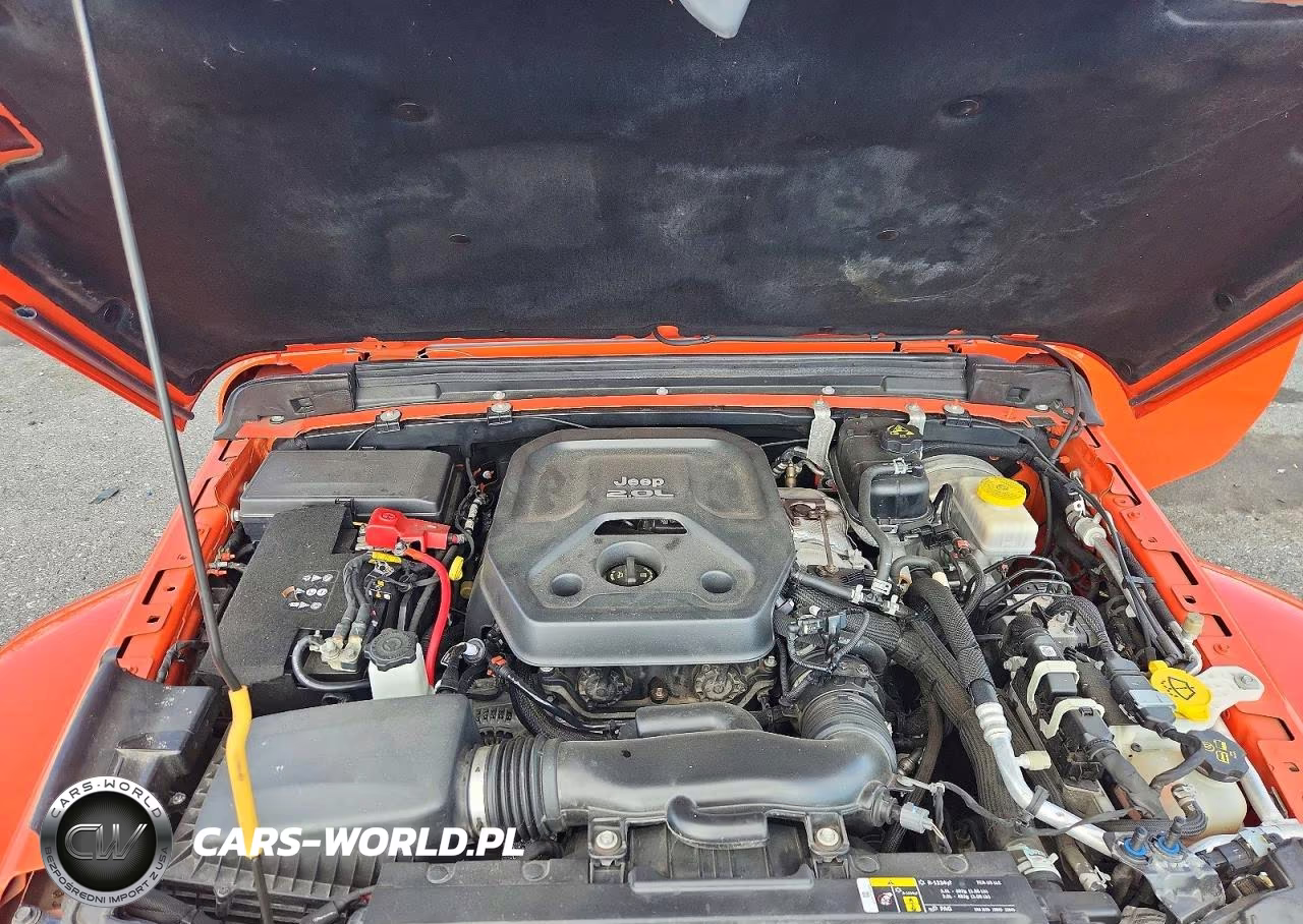 2020 Jeep Wrangler Unlimited Sahara VIN:1C4HJXEN7LW231167 - 11