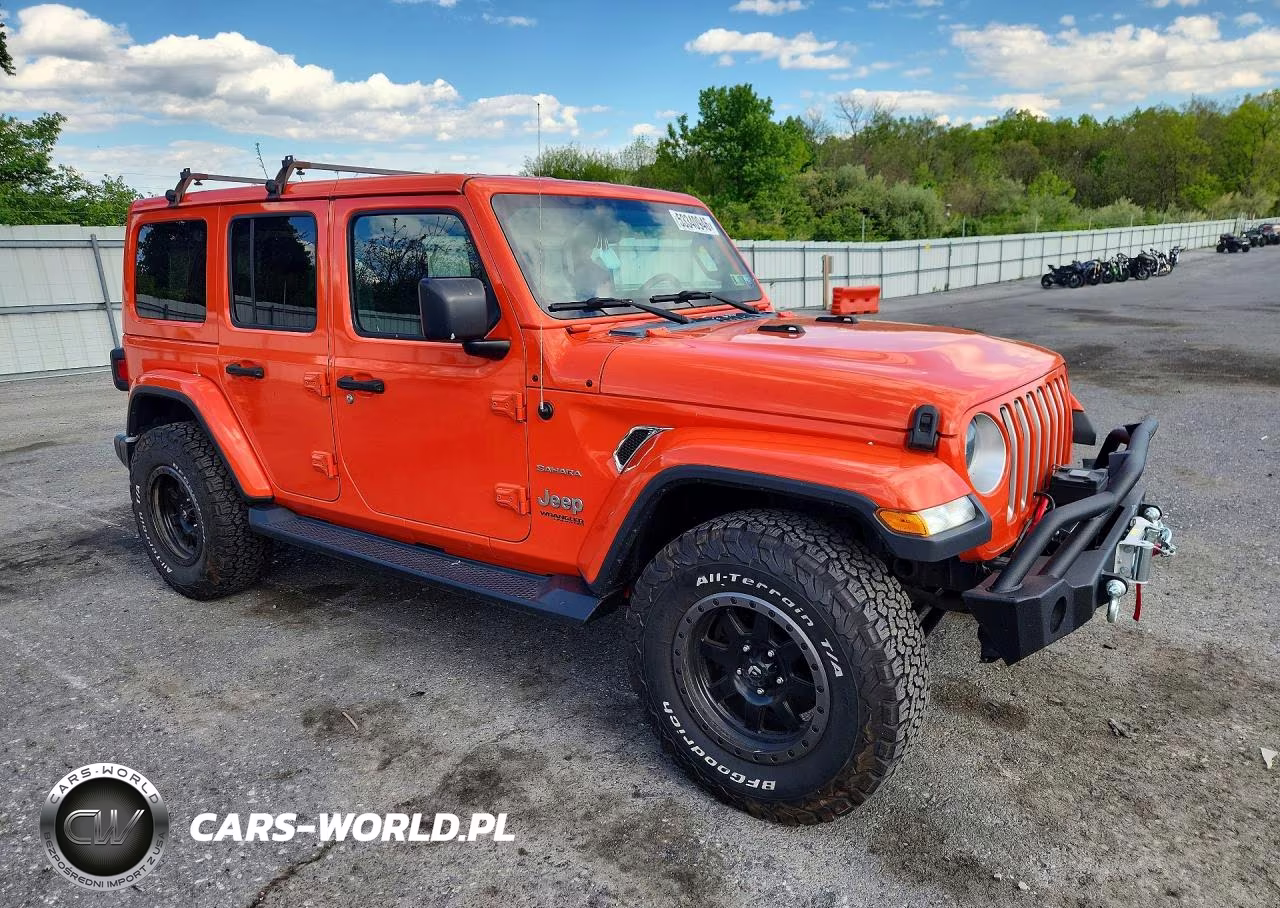 2020 Jeep Wrangler Unlimited Sahara VIN:1C4HJXEN7LW231167 - 4