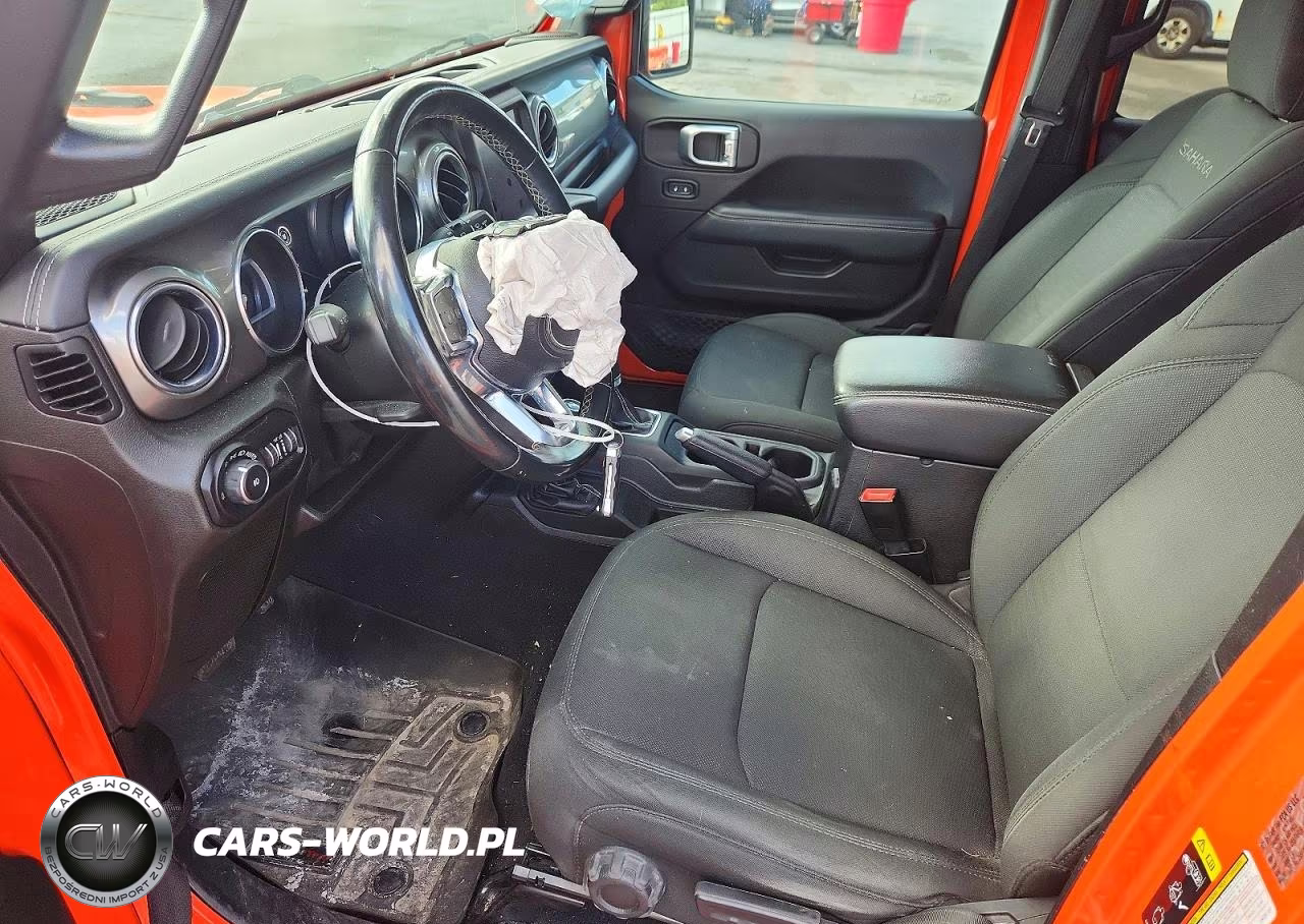 2020 Jeep Wrangler Unlimited Sahara VIN:1C4HJXEN7LW231167 - 7