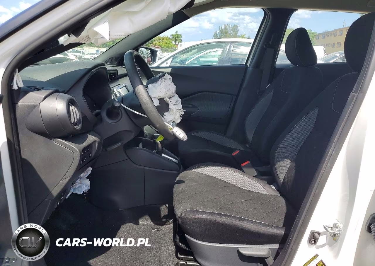 2020 Nissan Kicks VIN:3N1CP5BVXLL566272 - 7