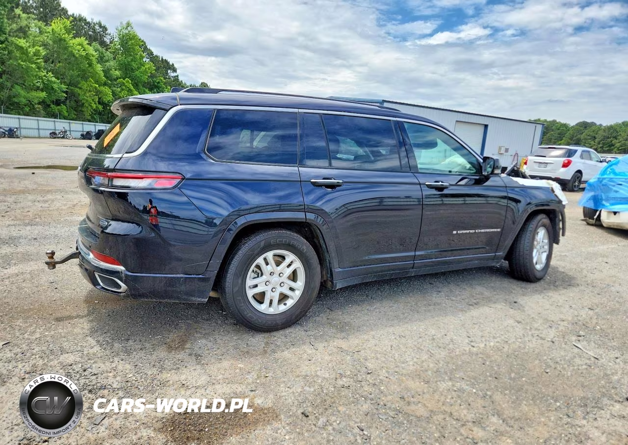 2023 Jeep Grand Cherokee L Overland VIN:1C4RJKDT4P8842422 - 3