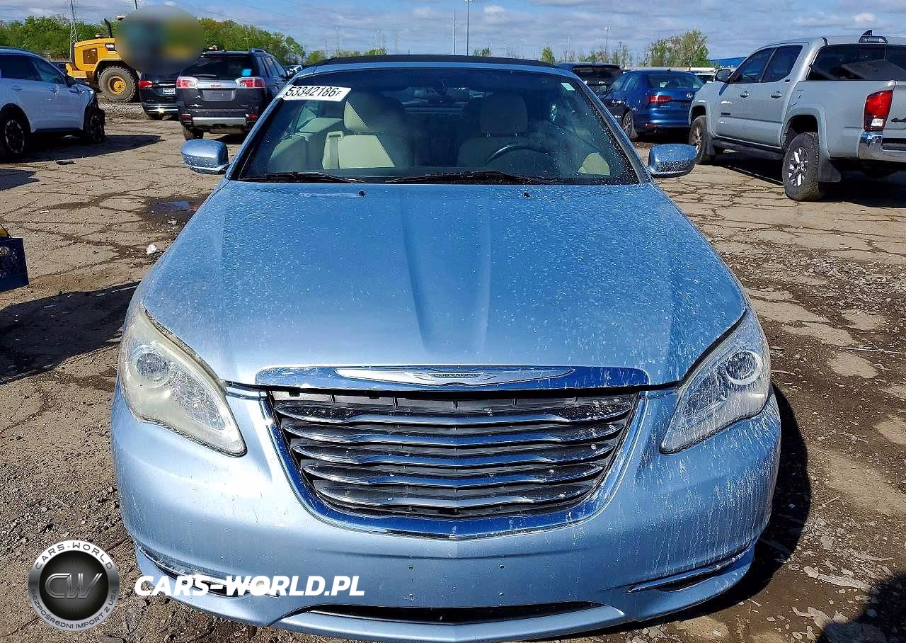 2013 Chrysler 200 Touring VIN:1C3BCBEG3DN738602 - 5