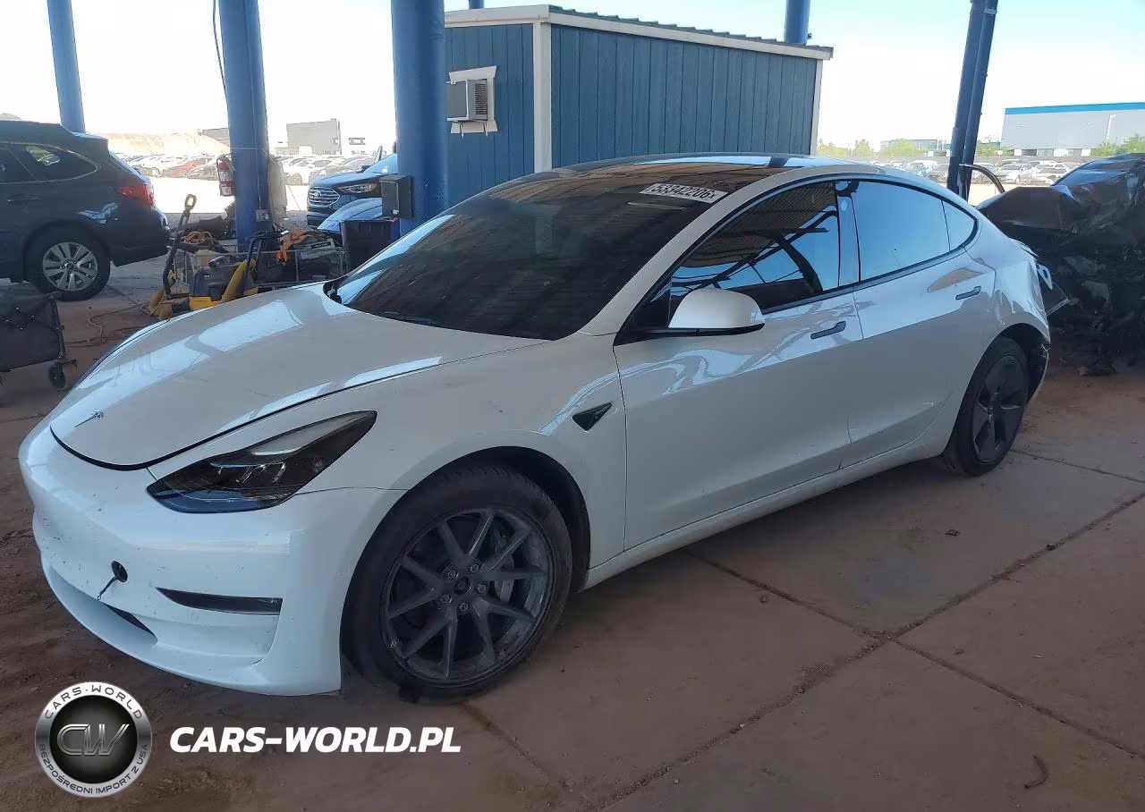 2022 Tesla Model 3 – zdjęcie 1 z 13