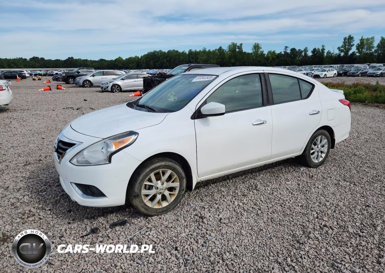 2019 Nissan Versa Sv