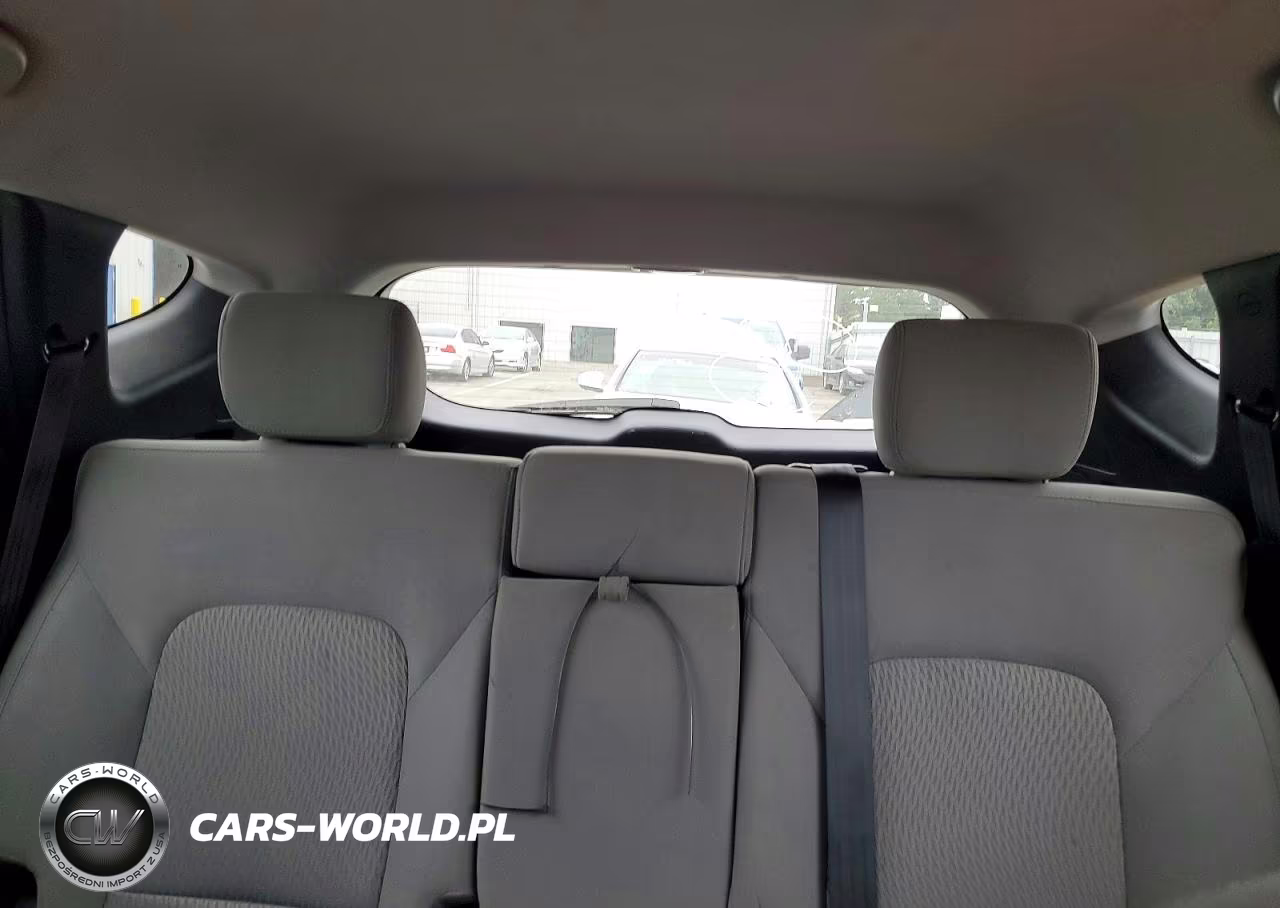 2017 Hyundai Santa Fe Sport 2.4L VIN:5XYZTDLB7HG444193 - 10