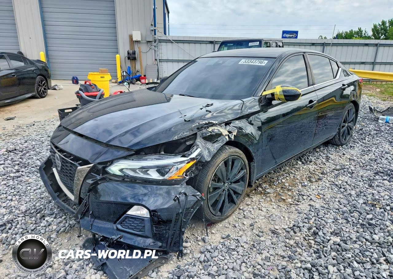 2020 Nissan Altima Sr