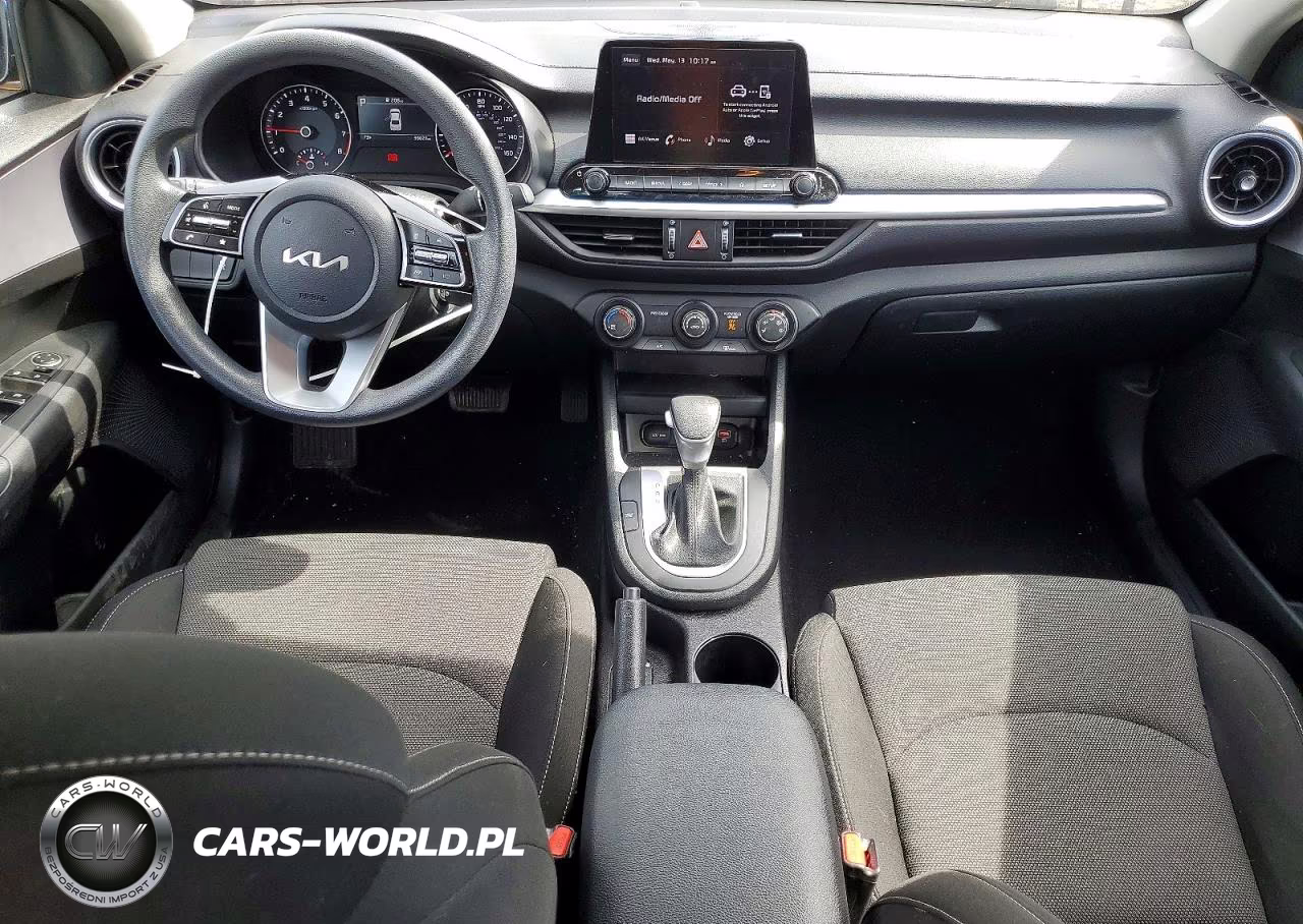 2024 Kia Forte Lxs VIN:3KPF24ADXRE742679 - 8