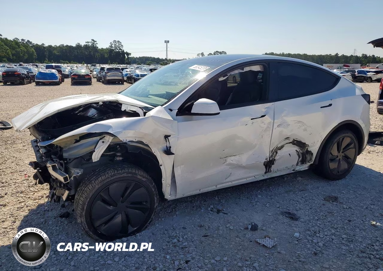 2026 Tesla Model Y – zdjęcie 1 z 14