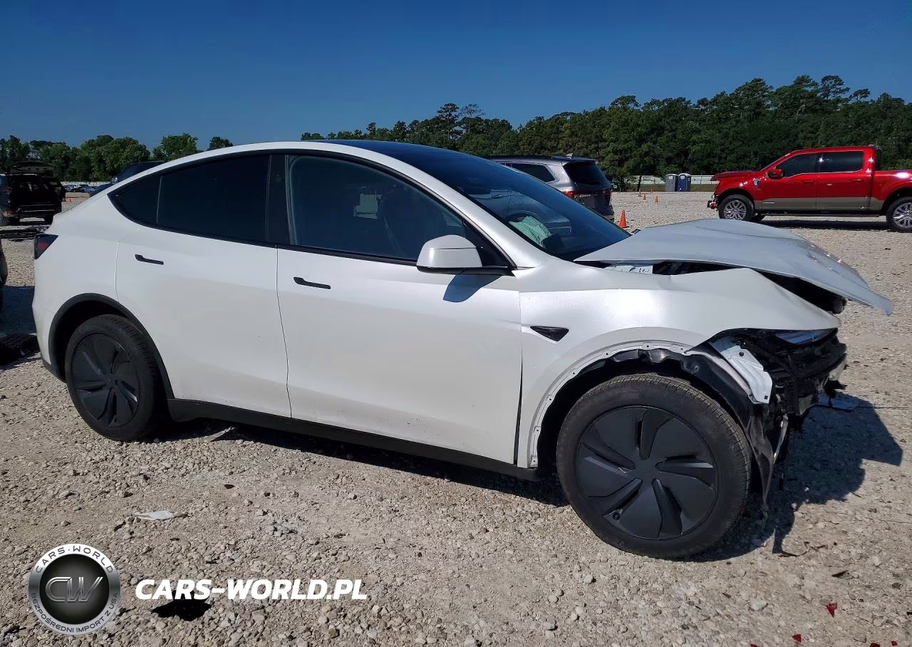 2026 Tesla Model Y VIN:7SAYGDED9TA639209 - 4