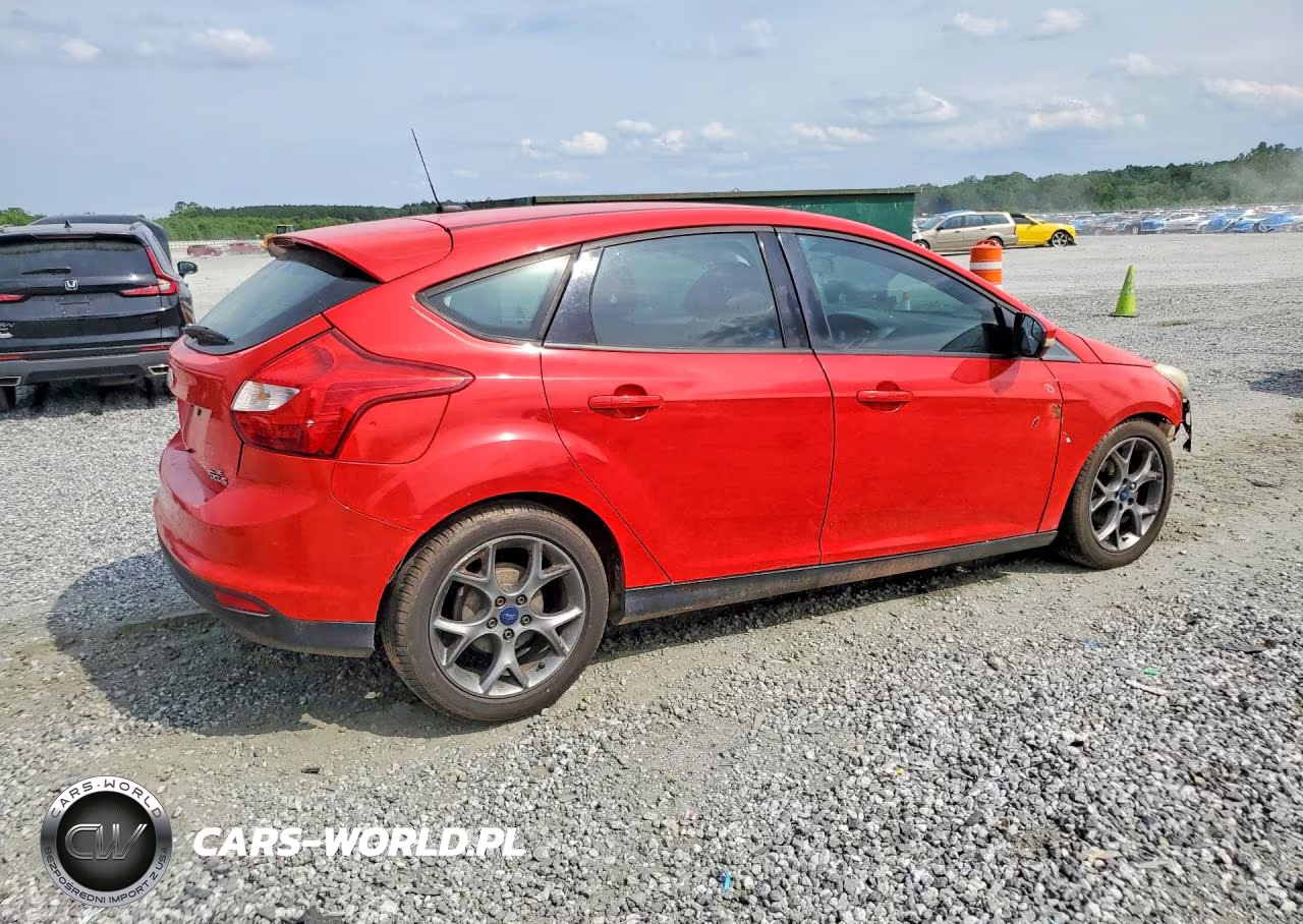 2013 Ford Focus Se VIN:1FADP3K21DL171332 - 3