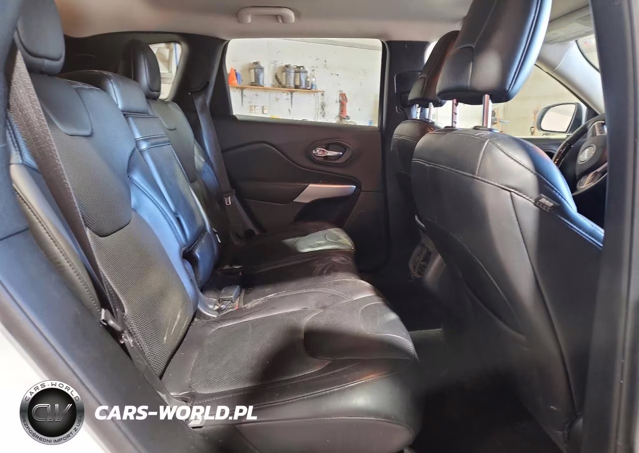 2018 Jeep Cherokee Overland VIN:1C4PJMJX7JD613290 - 10