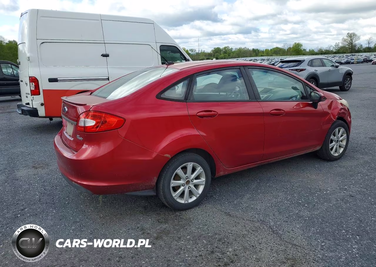 2011 Ford Fiesta Se VIN:3FADP4BJ1BM153275 - 3