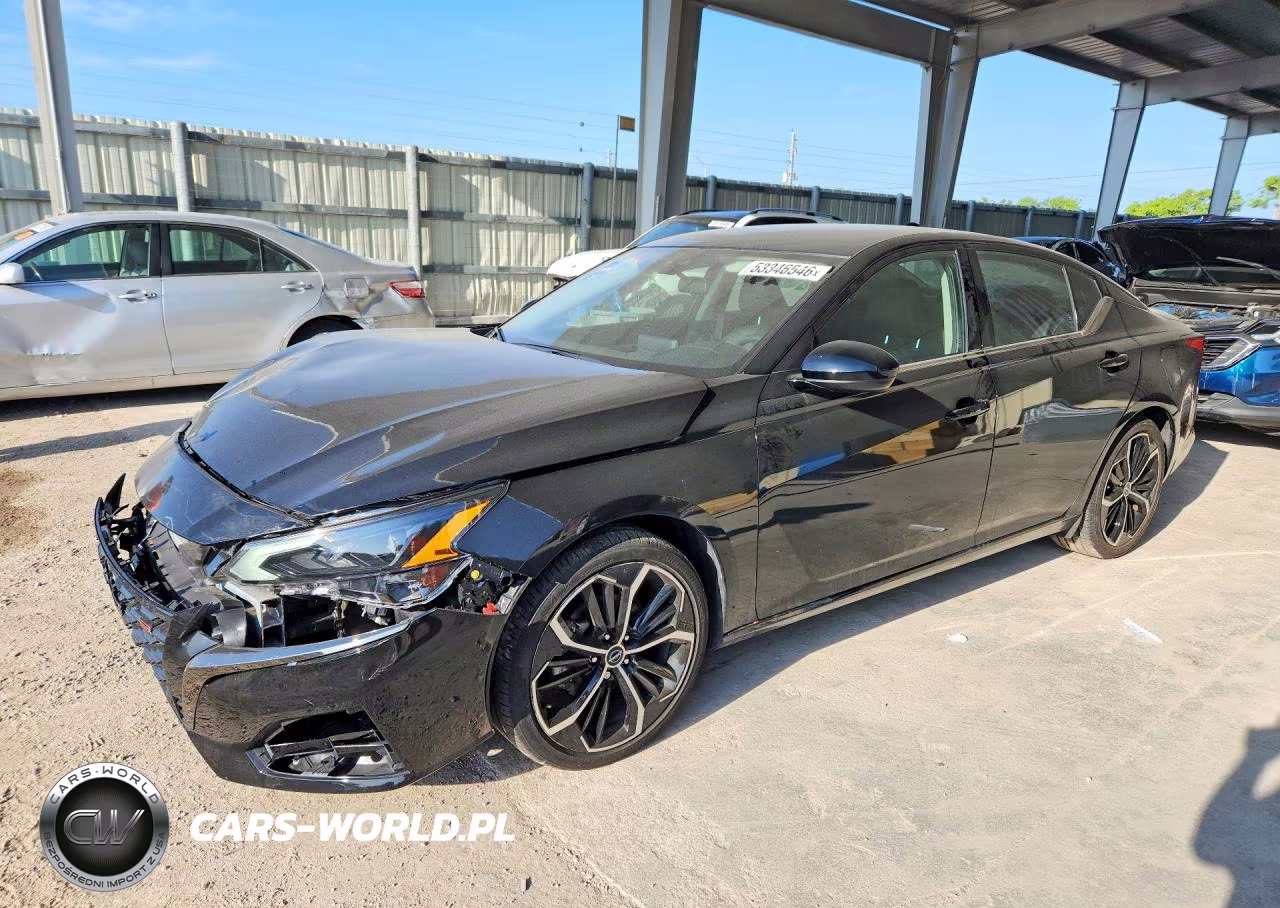 2025 Nissan Altima Sr – zdjęcie 1 z 12