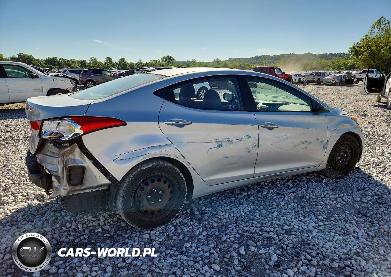 2011 Hyundai Elantra Gls VIN:5NPDH4AE0BH032464 - 3