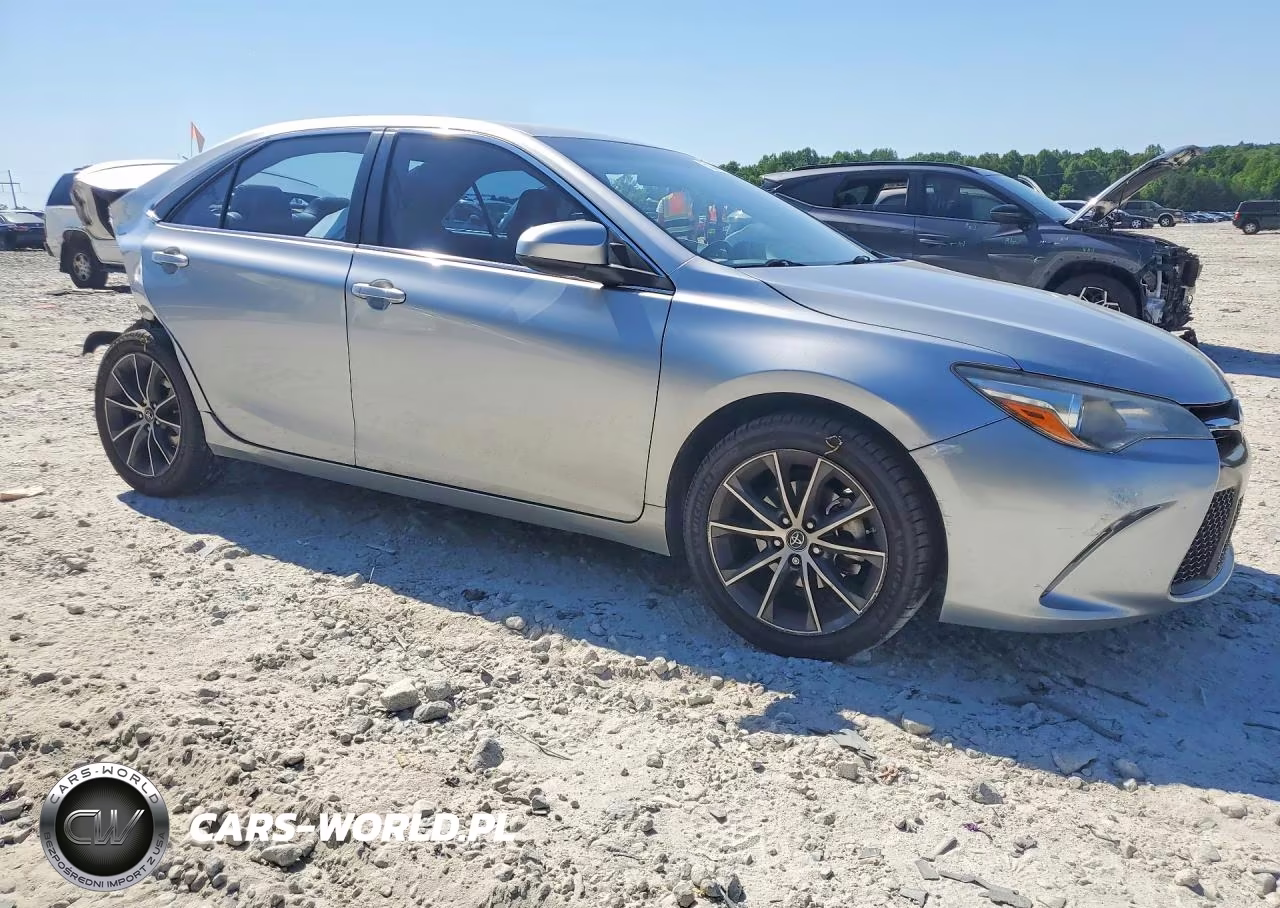 2017 Toyota Camry Xse VIN:4T1BF1FK1HU798014 - 4