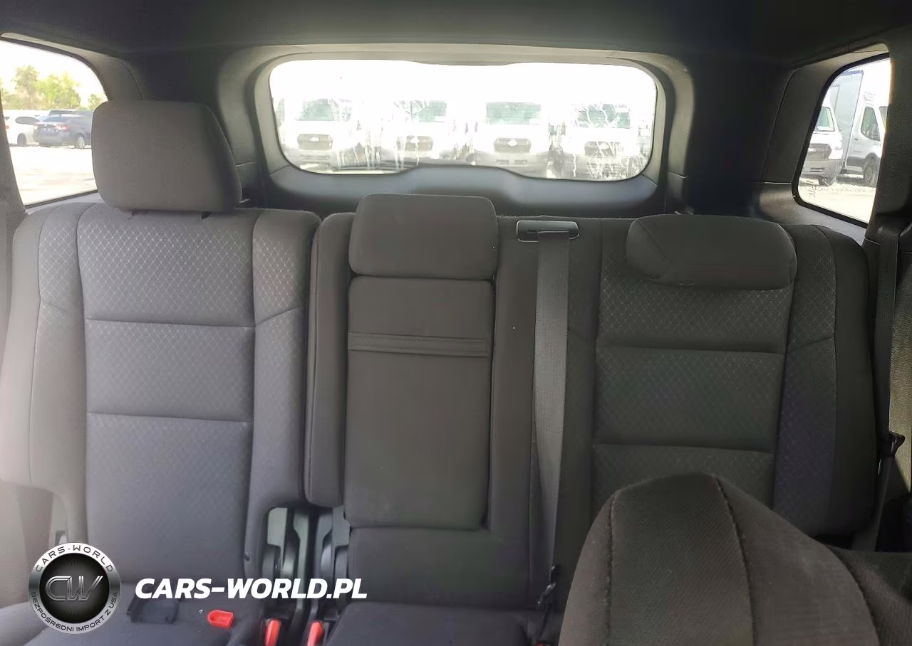 2019 Jeep Grand Cherokee Laredo VIN:1C4RJEAG6KC649932 - 10